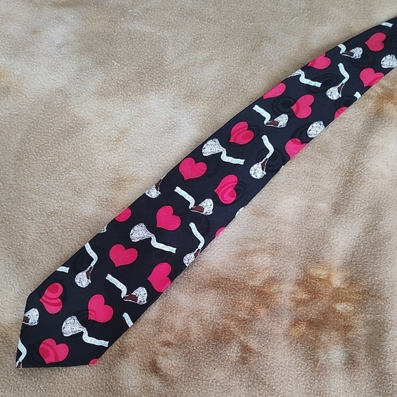 Hershey Kiss Silk Tie by Addiction 4" Wide Retro - Picture 3 of 6
